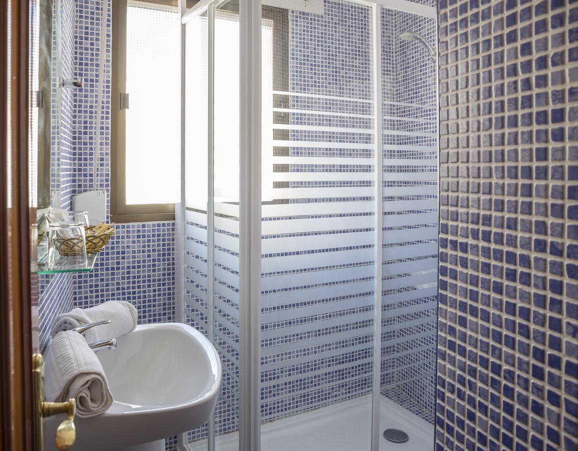 Pension Las Palmas Карбонерас Экстерьер фото